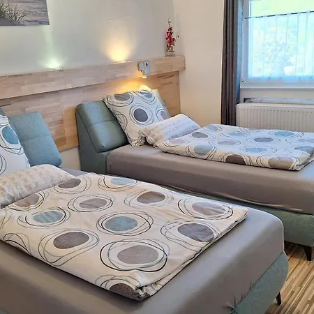 Апартаменты Neu Ganze Boxspringbett & Gartenzugang Betzdorf