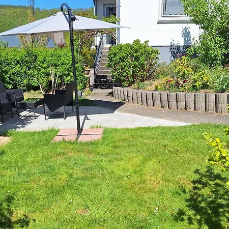 Neu Ganze Boxspringbett & Gartenzugang * Betzdorf
